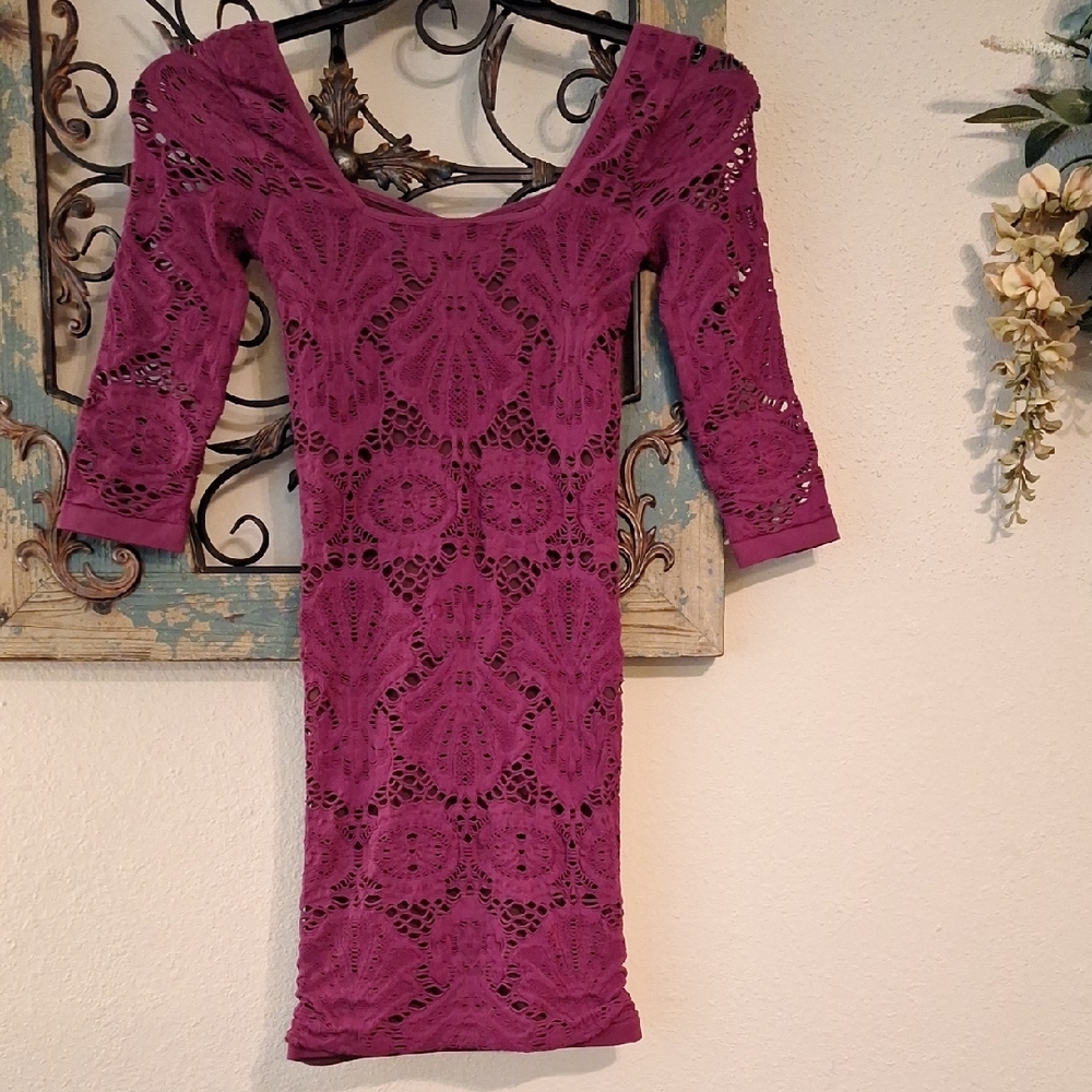🔥🔥$8.00 Free People Fuchsia Lace Long Sleeve Dress. NWT Size XS/S - Picture 10 of 12
